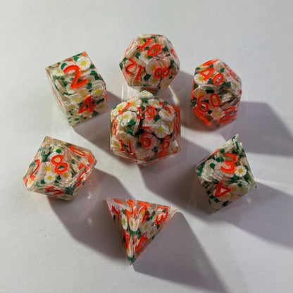 Sunshine Bloom - 7 Piece Luxury Dice Set - QuestChest