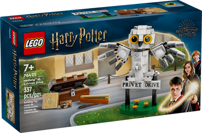 LEGO Harry Potter Hedwig™ at 4 Privet Drive (76425)